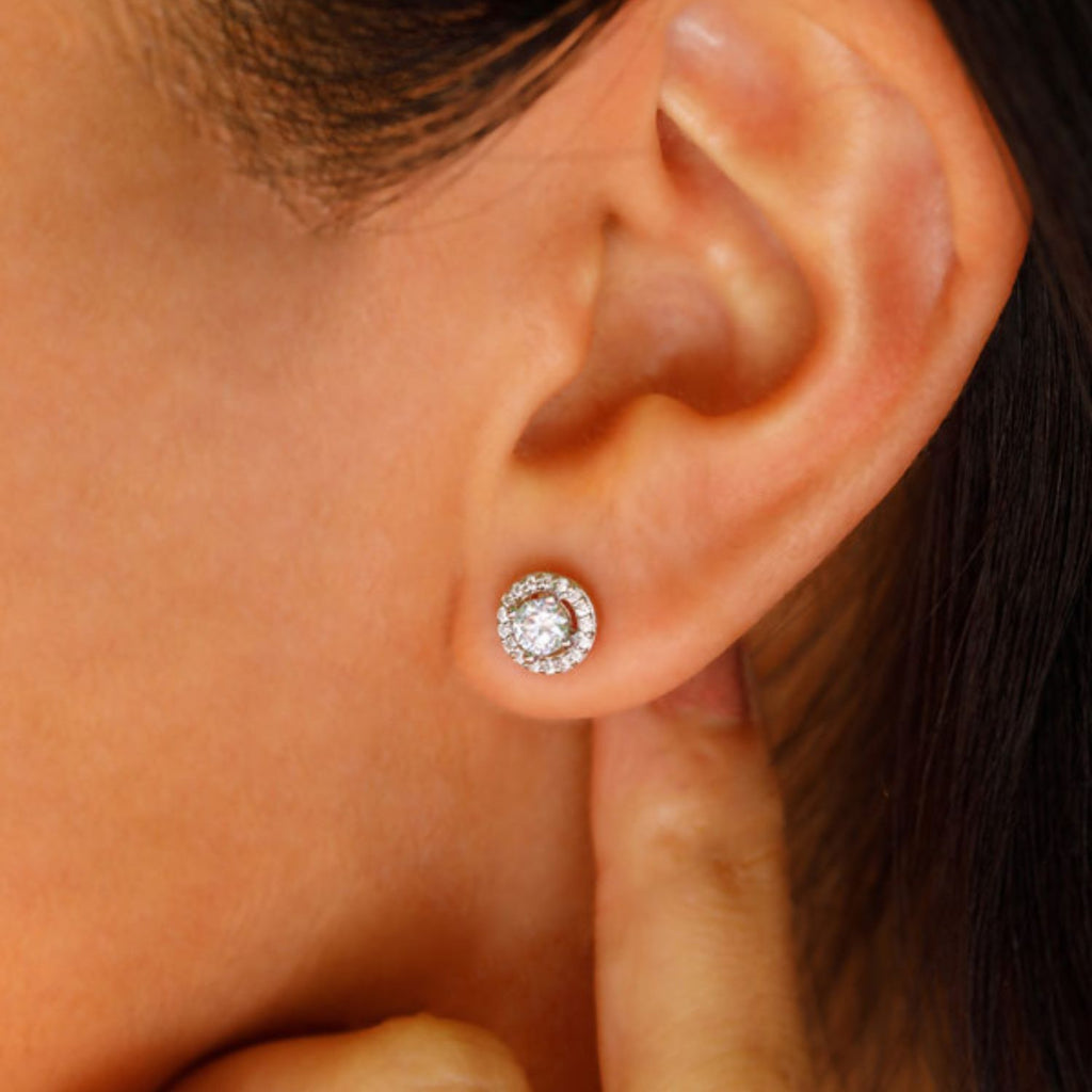HUSH 9ct Yellow Gold Round Brilliant Cut with 0.60 CARAT tw of Diamond Simulants  Stud Earrings