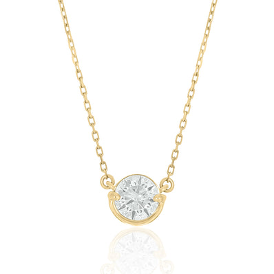 Celebration 9ct Yellow Gold Round Cut 0.50 Carat tw of Lab Grown Diamond Chain Pendant Necklace