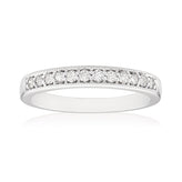 9ct White Gold Round Brilliant Cut with 1/4 CARAT tw of Diamonds Ring