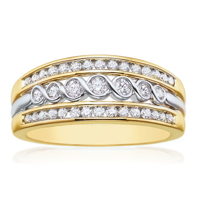 9ct Two Tone Gold Round Brilliant Cut with 1/2 CARAT tw of Diamonds Ring