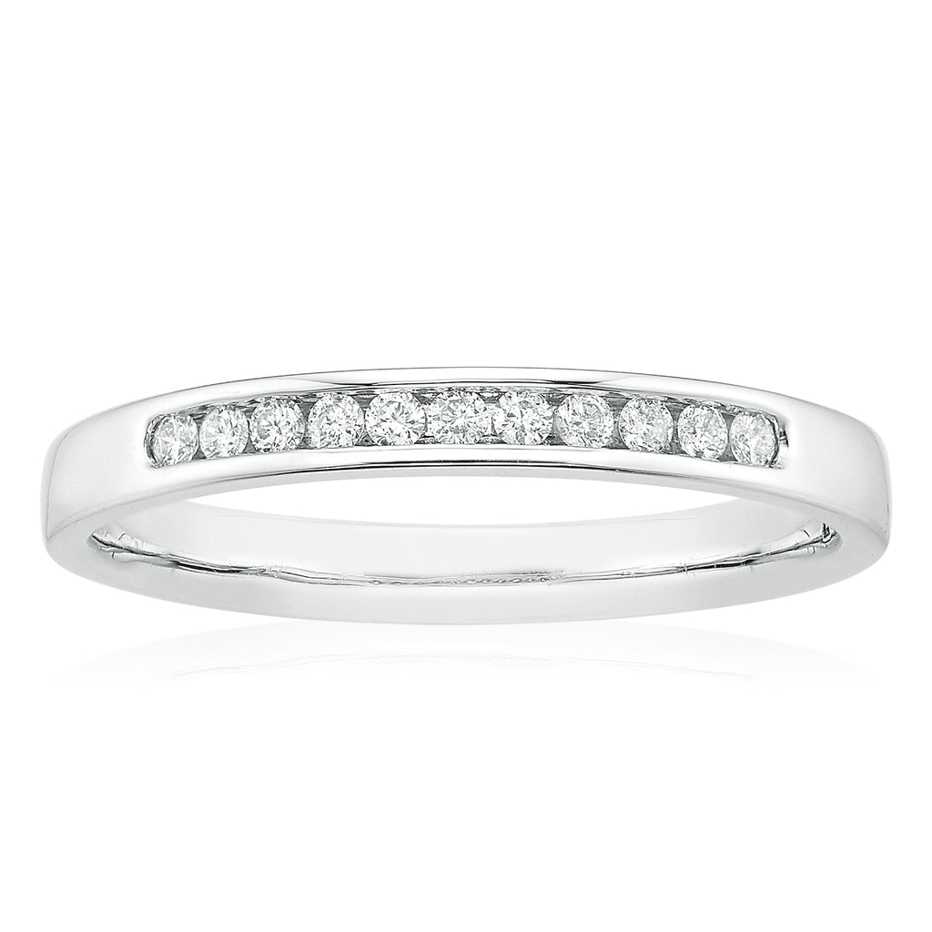 9ct White Gold Round Brilliant Cut with 0.15 CARAT tw of Diamonds Wedding Band