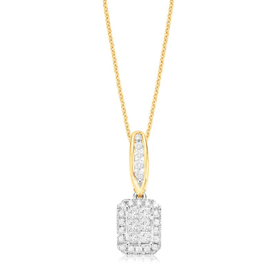 New York 14ct White Gold Round Brilliant & Princess Cut 3/4 CARAT tw of Diamonds Pendant