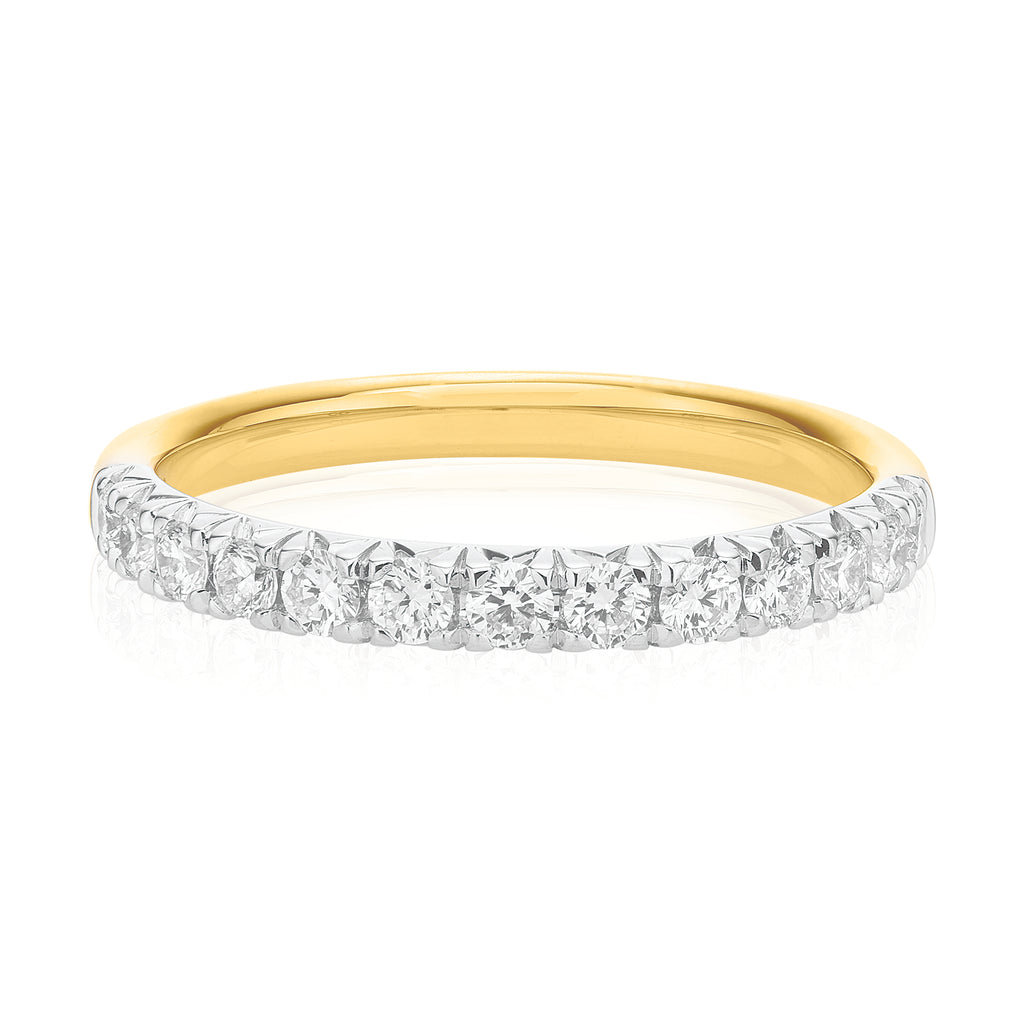 Celebration 18ct Yellow Gold with Round Brilliant Cut 0.40 Carat tw of Lab Grown Diamond Ring