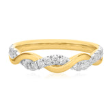 Celebration 18ct Yellow Gold with Round Brilliant Cut 0.20 Carat tw of Lab Grown Diamond Ring